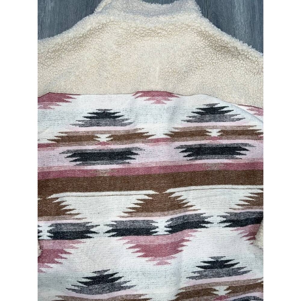Altar'd State Beige Pink Aztec Y2k preppy Print Teddy Shacket S A005073 - Picture 11 of 12